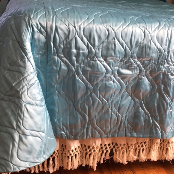 Jones Bedding Vintage Heavy Satin Bedspread Bohemian Look